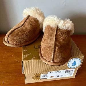 Ugg Scuffette II Slippers - Chestnut - size 9